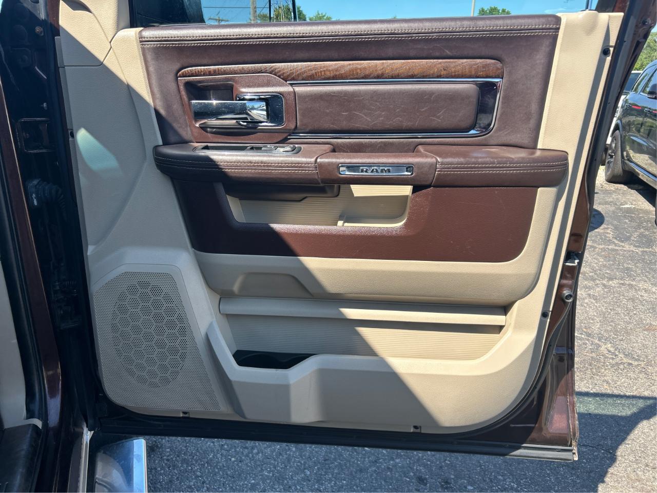 RAM 1500 Longhorn Crew Cab LWB 4WD 2015