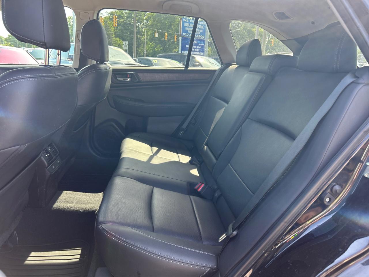 Subaru Outback 2.5i Limited 2015