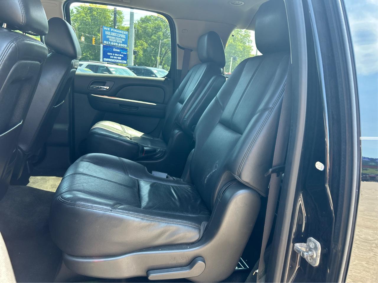 Chevrolet Suburban LTZ 1500 4WD 2013