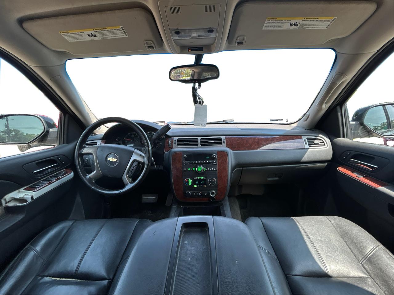Chevrolet Suburban LTZ 1500 4WD 2013
