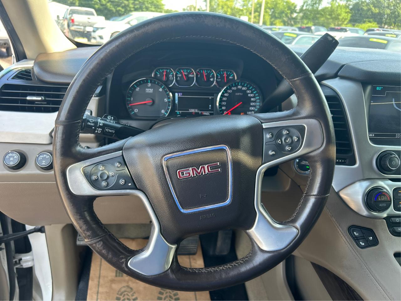 GMC Yukon XL SLT 4WD 2018
