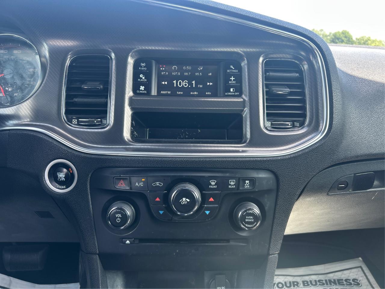 Dodge Charger SE 2014