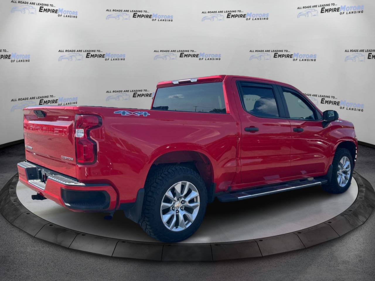 Chevrolet Silverado 1500 Custom Crew Cab Long Box 4WD 2020