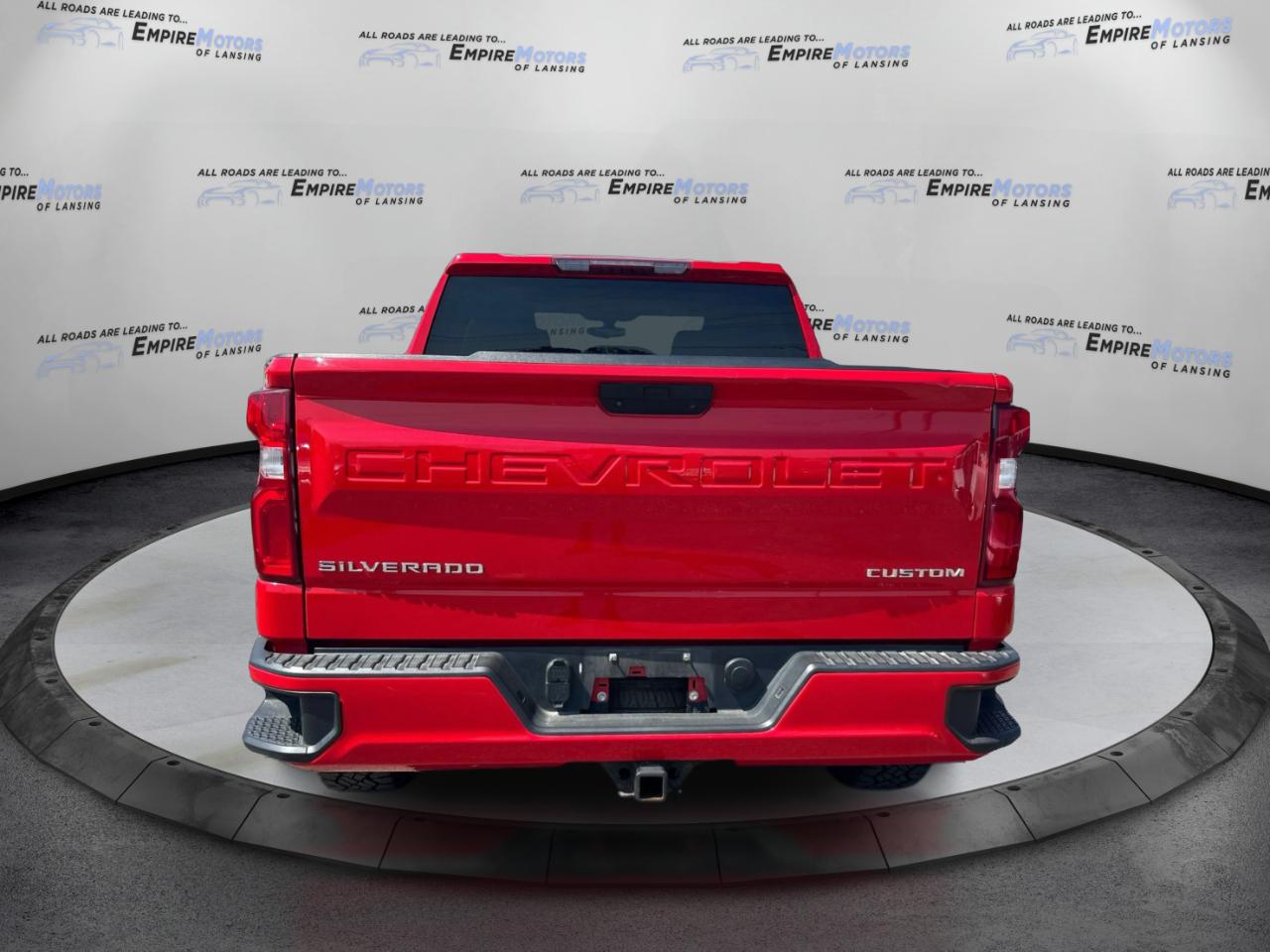 Chevrolet Silverado 1500 Custom Crew Cab Long Box 4WD 2020