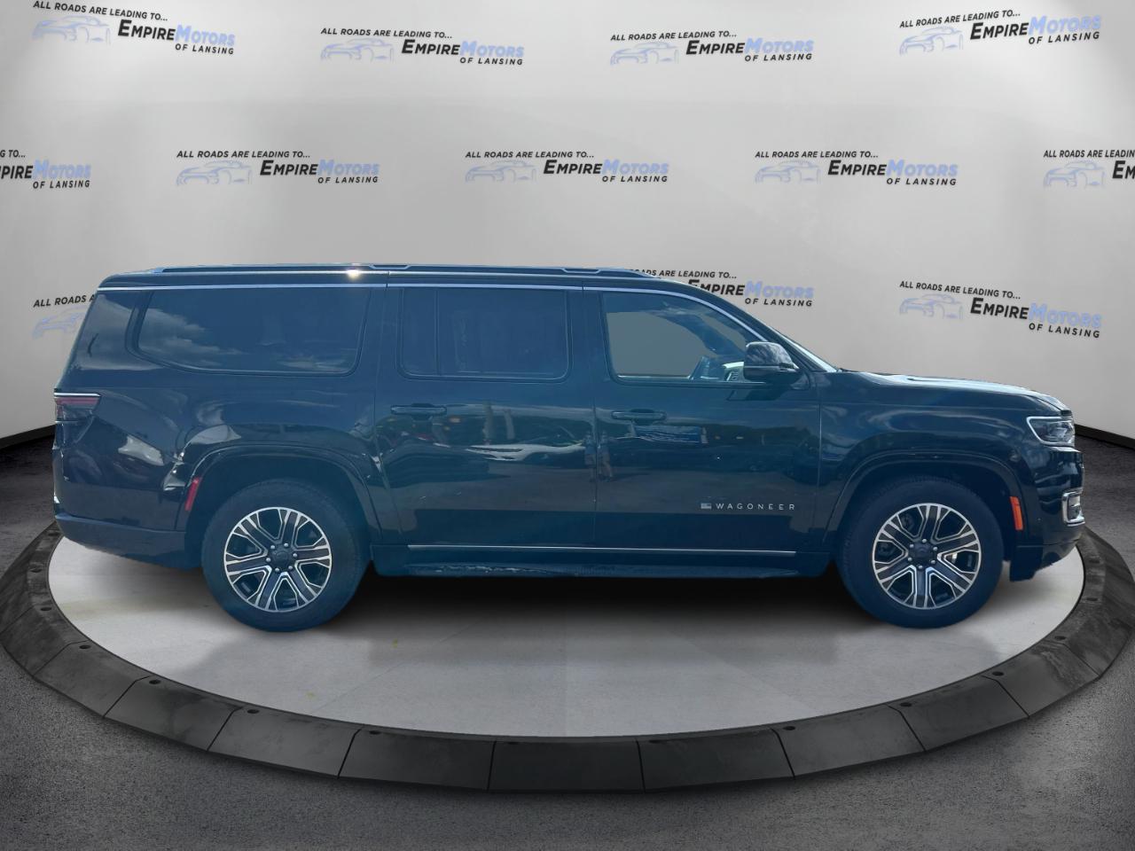 Jeep Wagoneer L Series II 4WD 2023