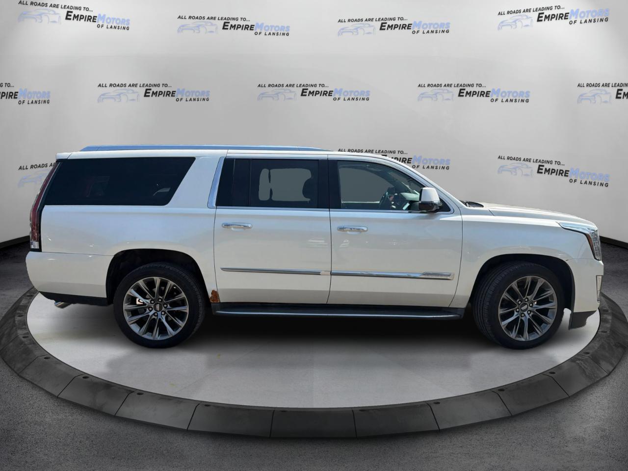 Cadillac Escalade ESV Luxury 4WD 2015
