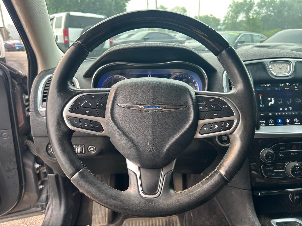 Chrysler 300 Limited AWD 2018