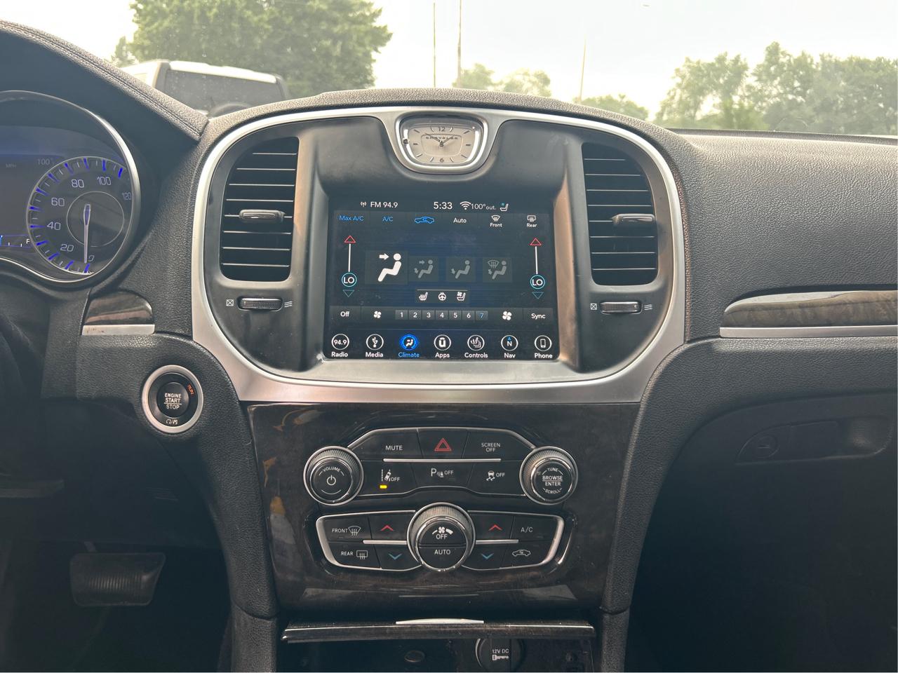Chrysler 300 Limited AWD 2018