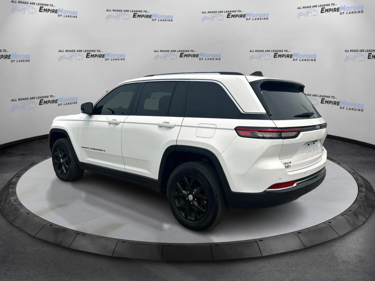 Jeep Grand Cherokee Limited 4WD 2023