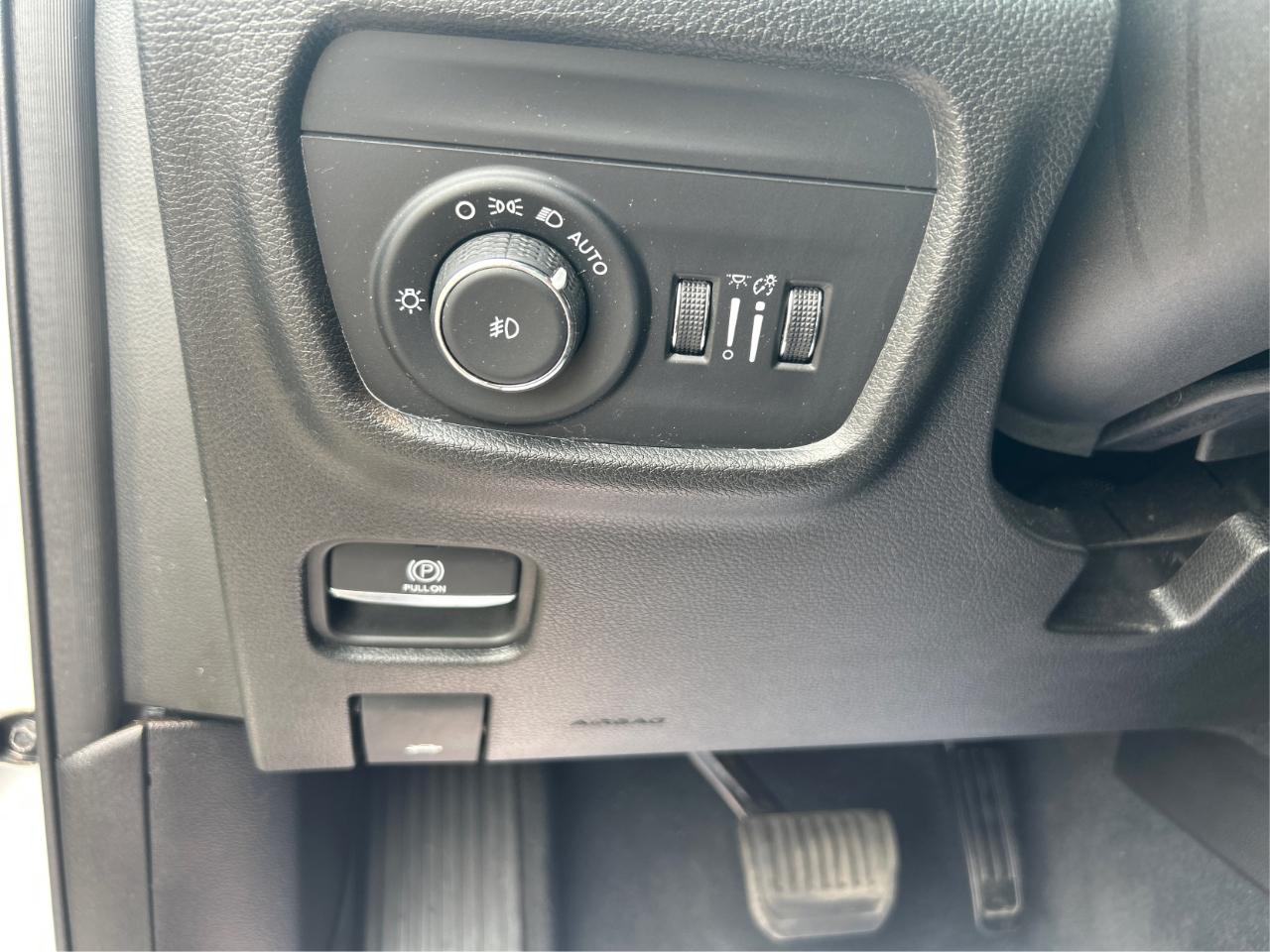 Jeep Grand Cherokee Limited 4WD 2023