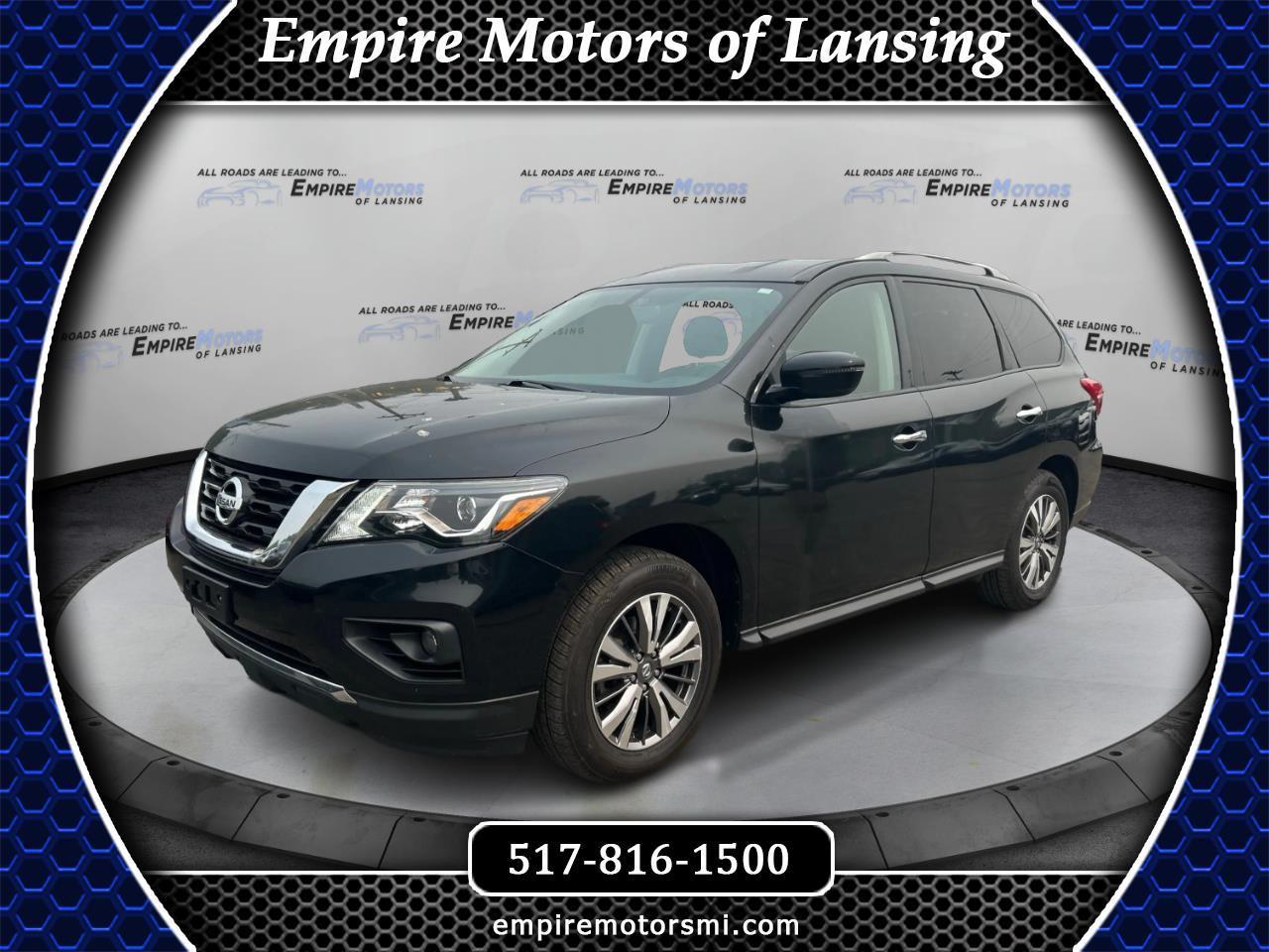 Nissan Pathfinder SV 4WD 2020