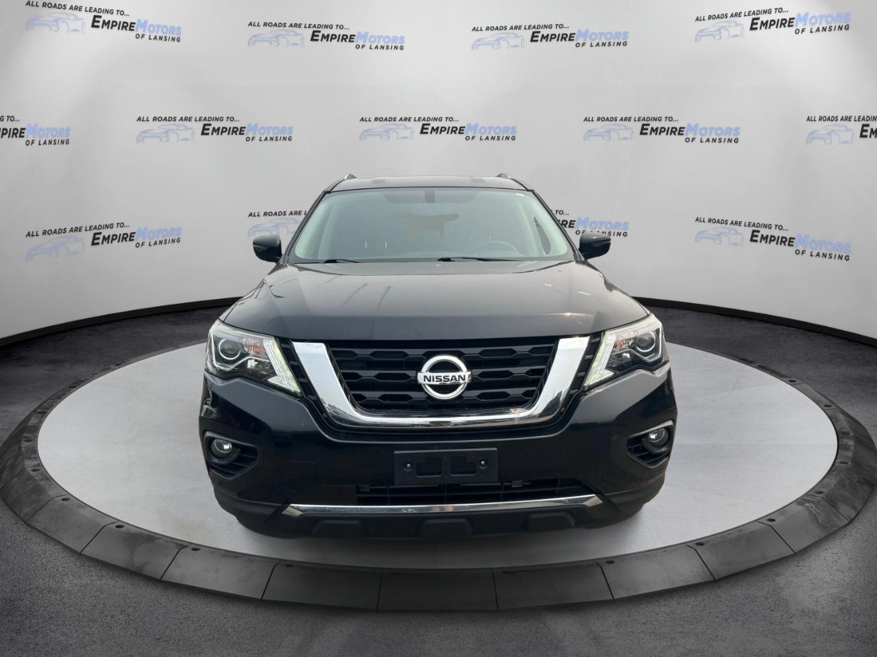 Nissan Pathfinder SV 4WD 2020