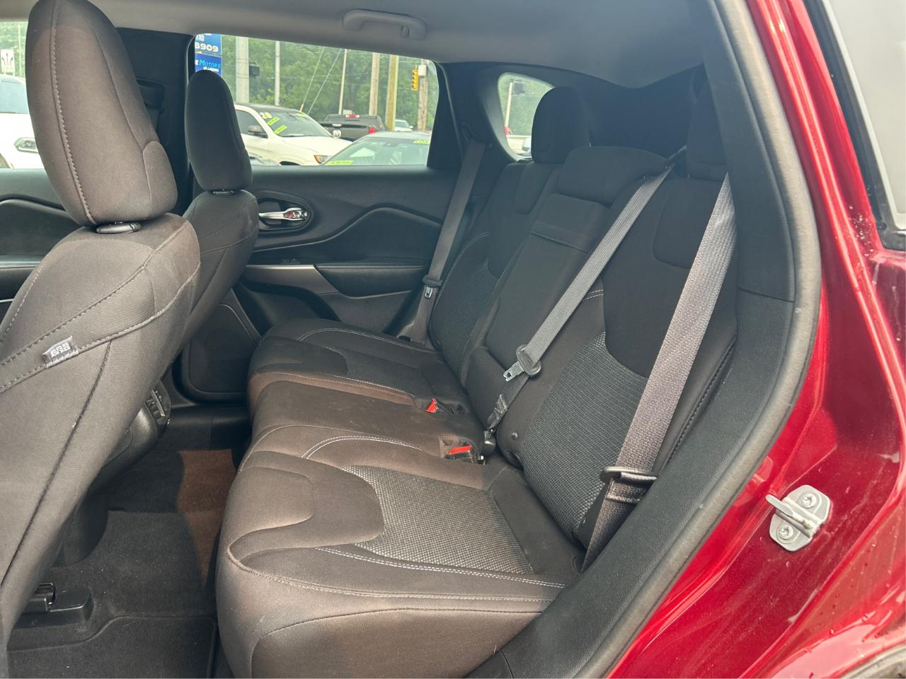 Jeep Cherokee Latitude FWD 2019