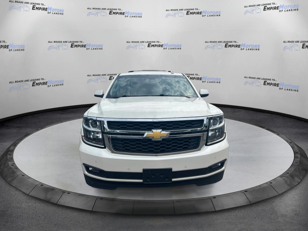 Chevrolet Suburban LT 1500 4WD 2015