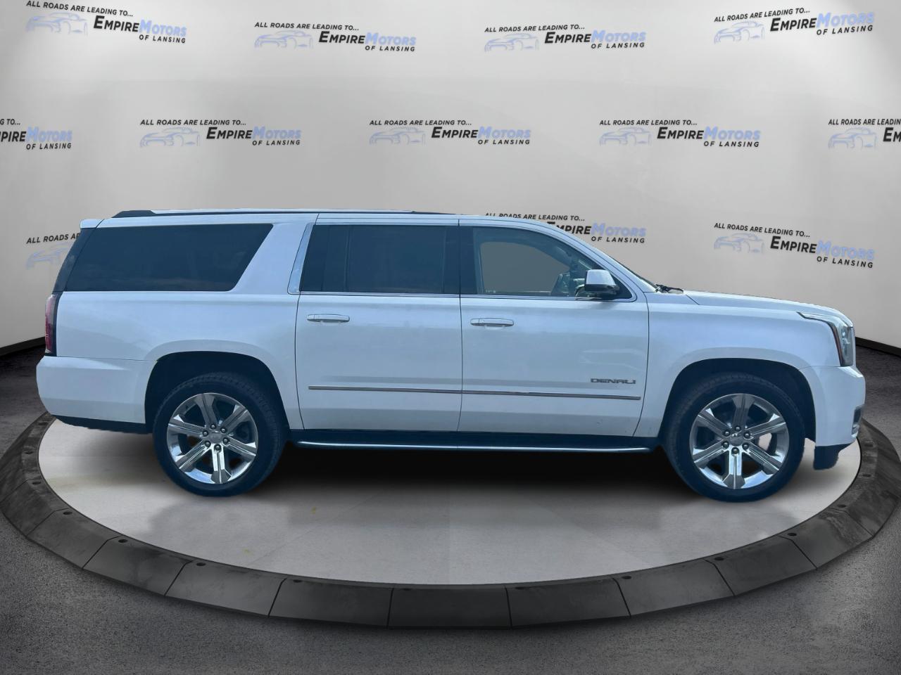 GMC Yukon XL Denali 4WD 2020