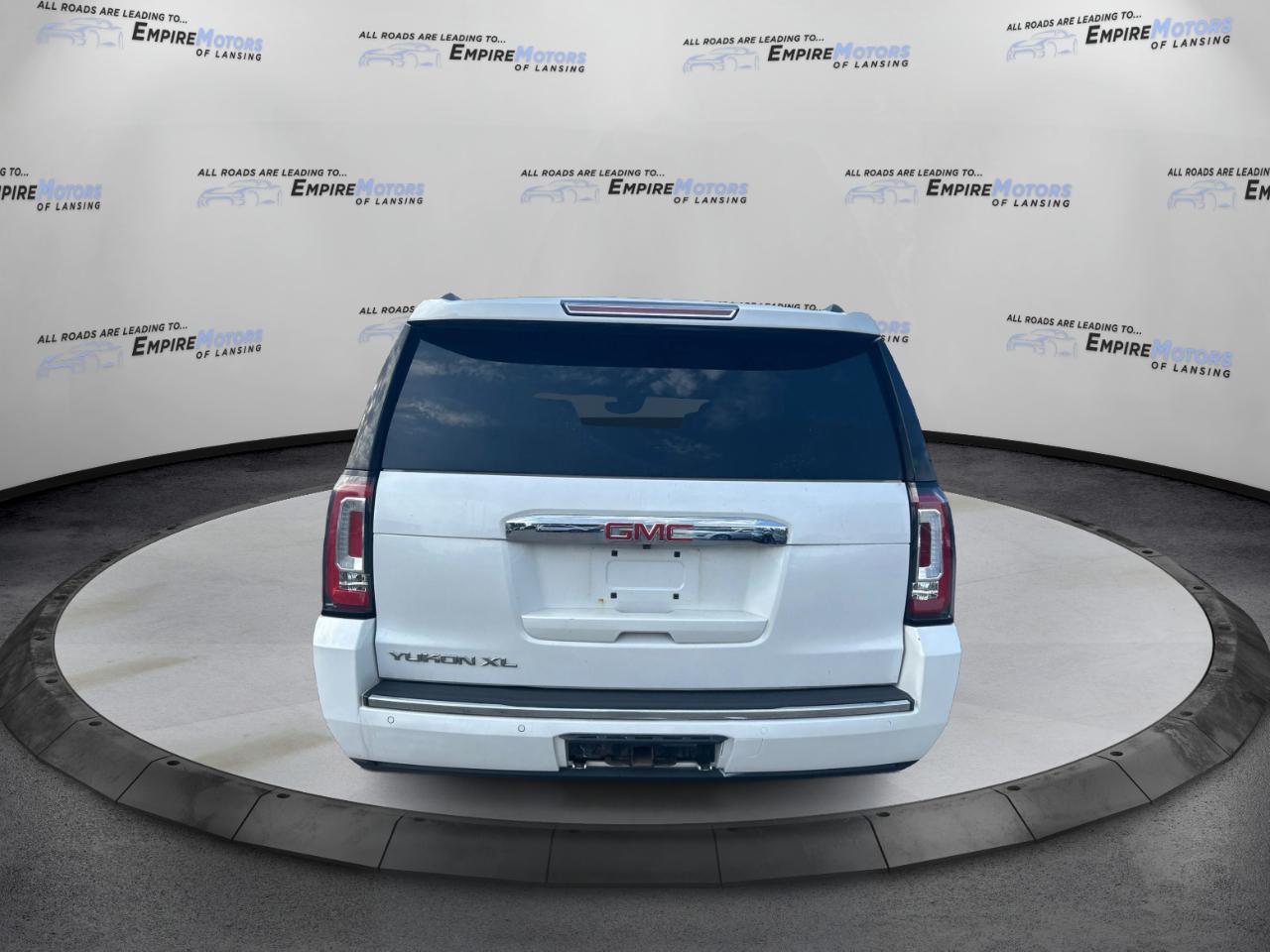 GMC Yukon XL Denali 4WD 2020