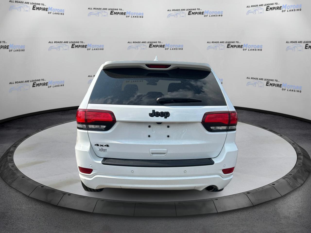 Jeep Grand Cherokee Laredo E 4WD 2021