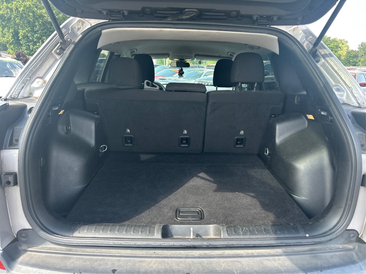 Jeep Cherokee Latitude FWD 2019