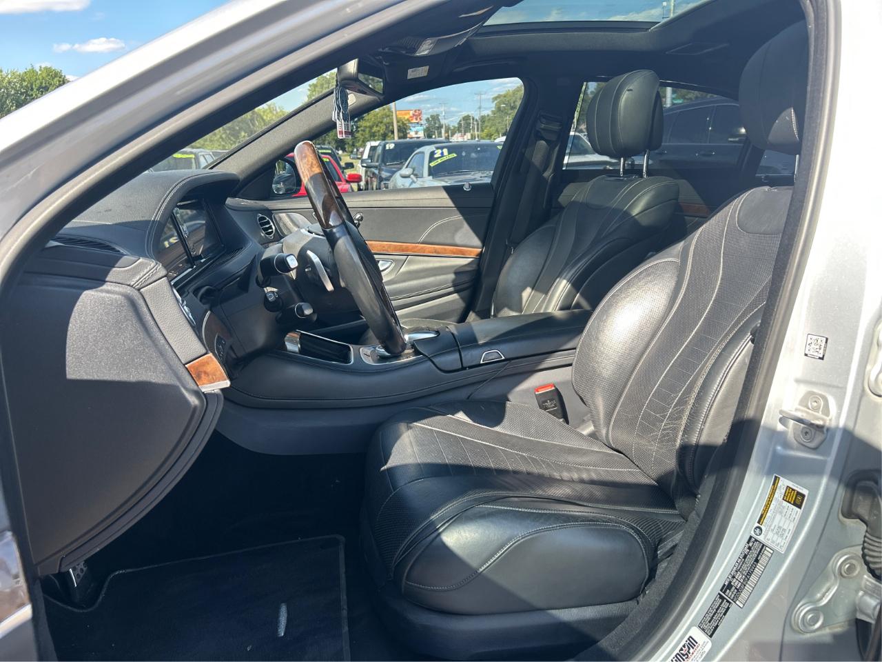 Mercedes-Benz S-Class S550 4MATIC 2015