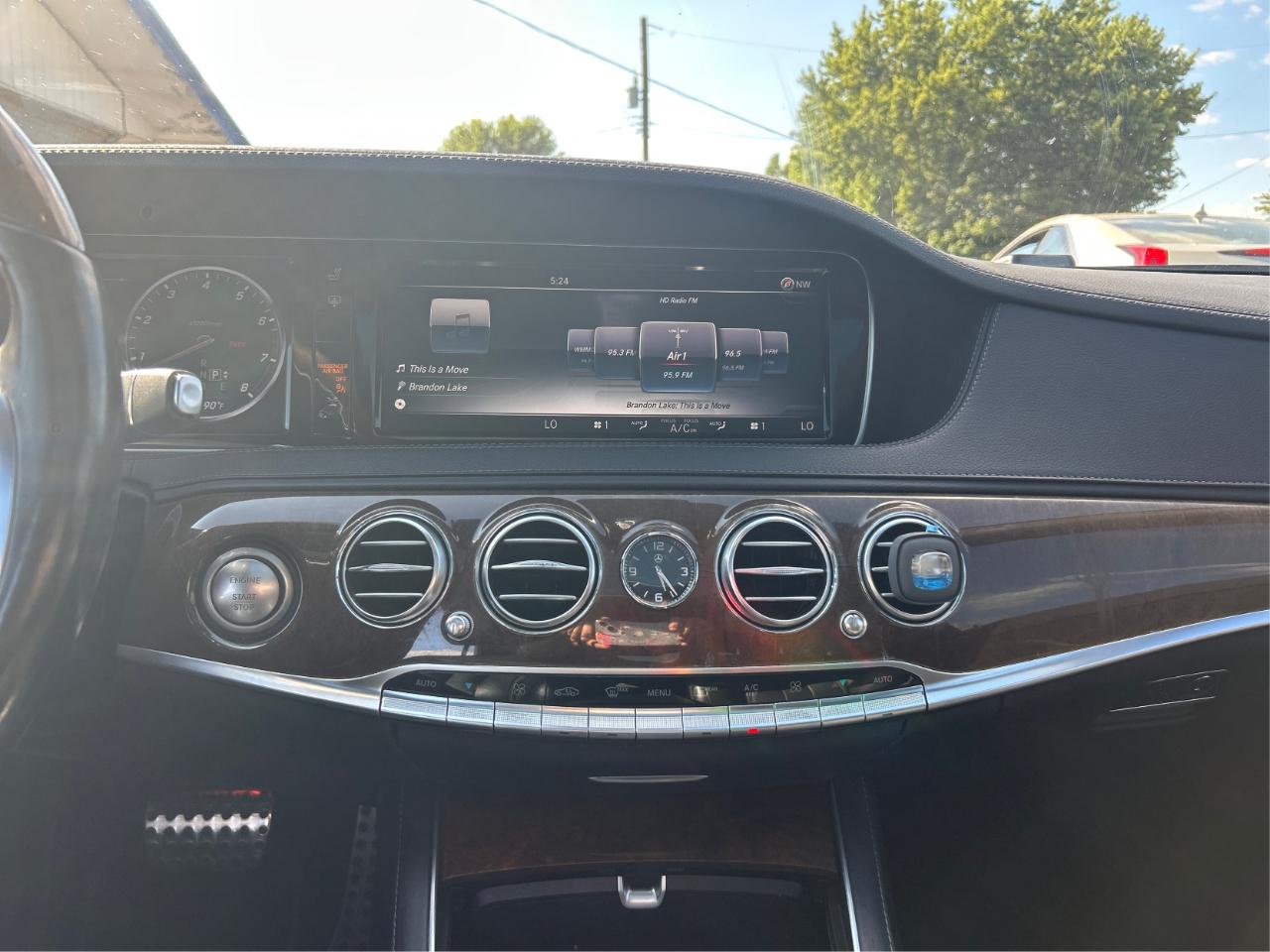Mercedes-Benz S-Class S550 4MATIC 2015