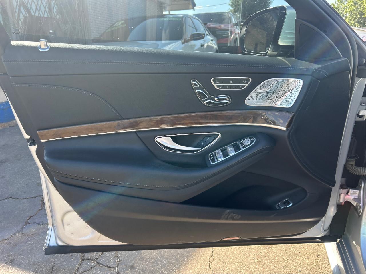 Mercedes-Benz S-Class S550 4MATIC 2015