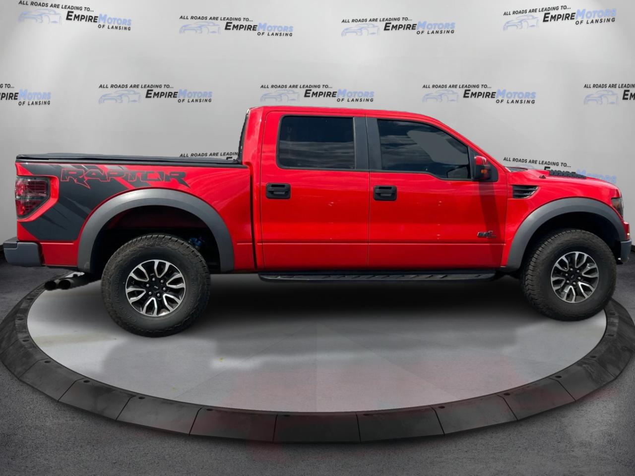 Ford F-150 SVT Raptor SuperCrew 5.5-ft. Bed 4WD 2013