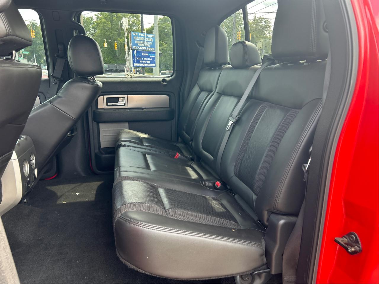 Ford F-150 SVT Raptor SuperCrew 5.5-ft. Bed 4WD 2013