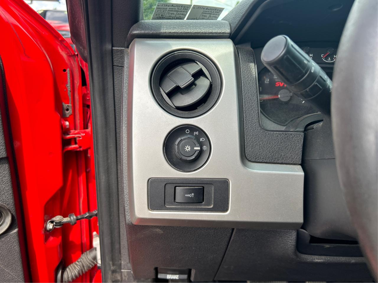 Ford F-150 SVT Raptor SuperCrew 5.5-ft. Bed 4WD 2013