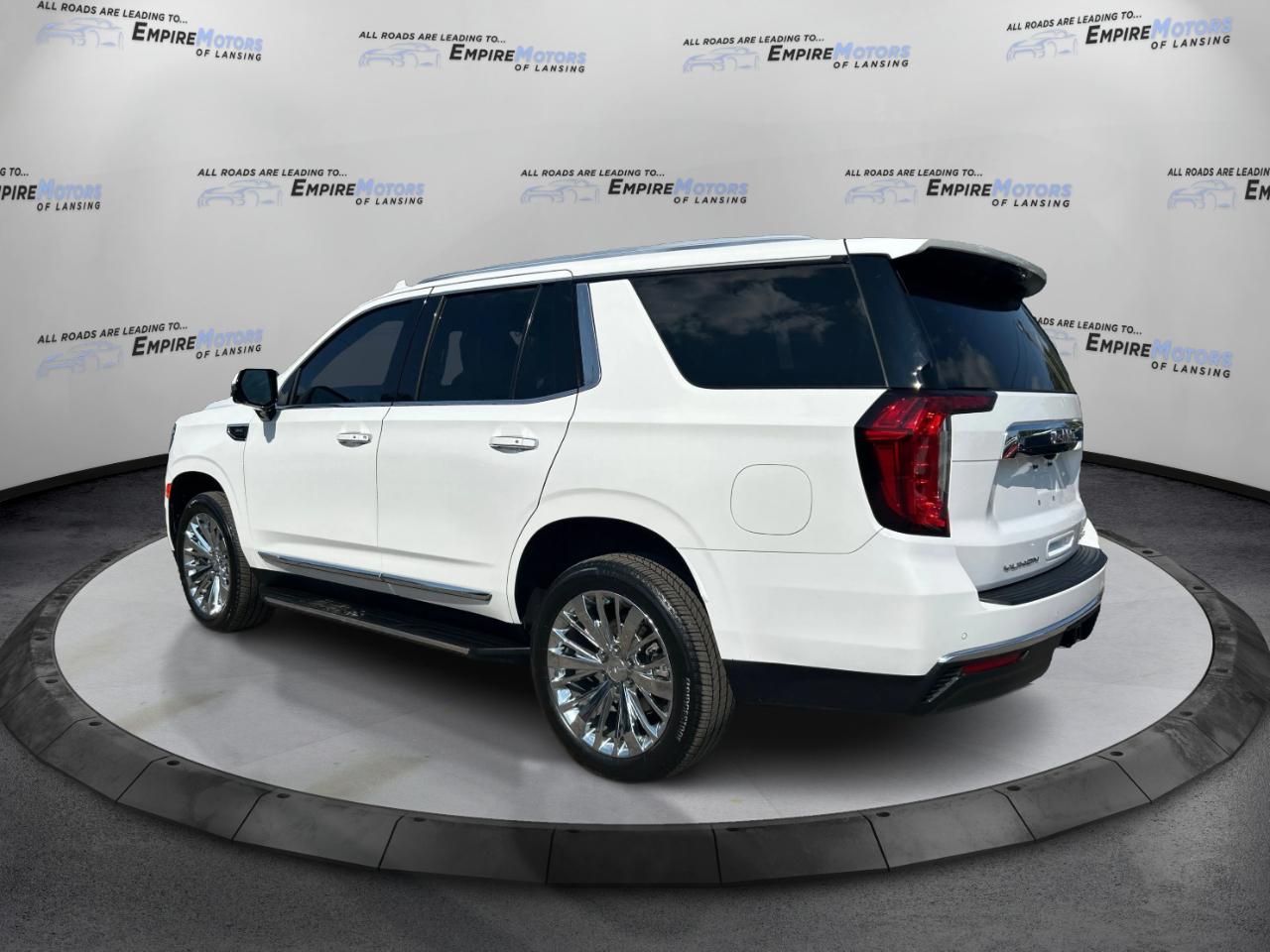 GMC Yukon 4dr 4WD SLT 2022