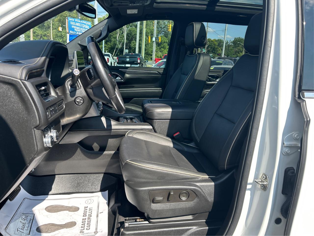 GMC Yukon 4dr 4WD SLT 2022