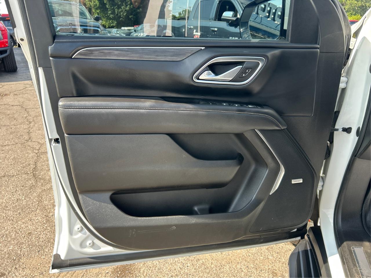 GMC Yukon 4dr 4WD SLT 2022