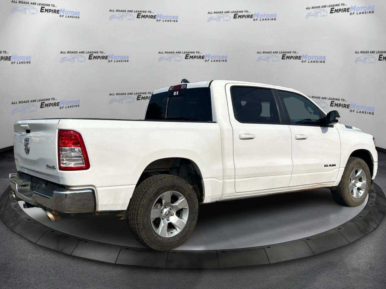 RAM 1500 Big Horn Crew Cab SWB 4WD 2022