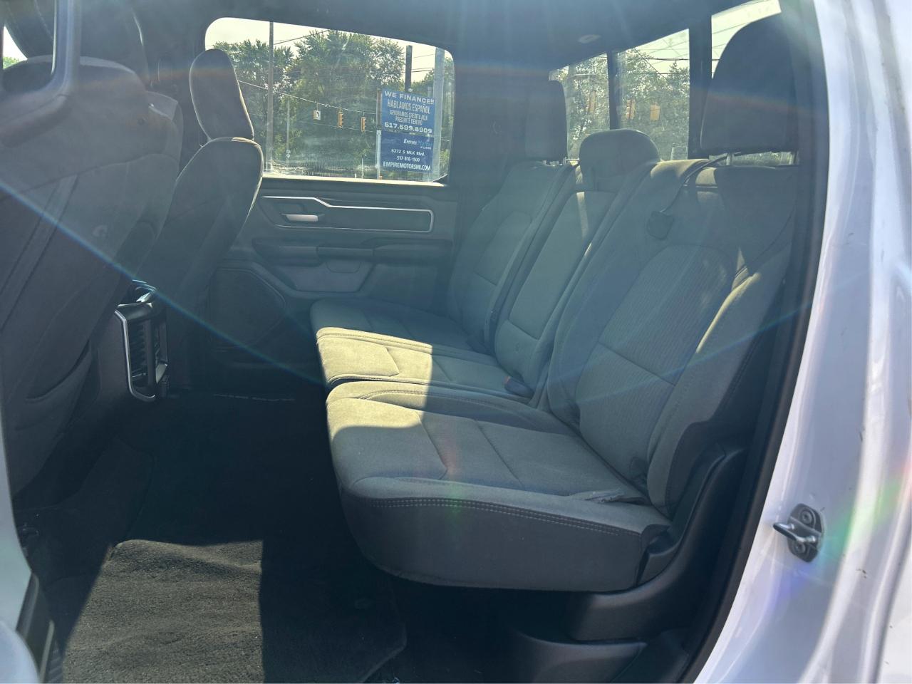 RAM 1500 Big Horn Crew Cab SWB 4WD 2022