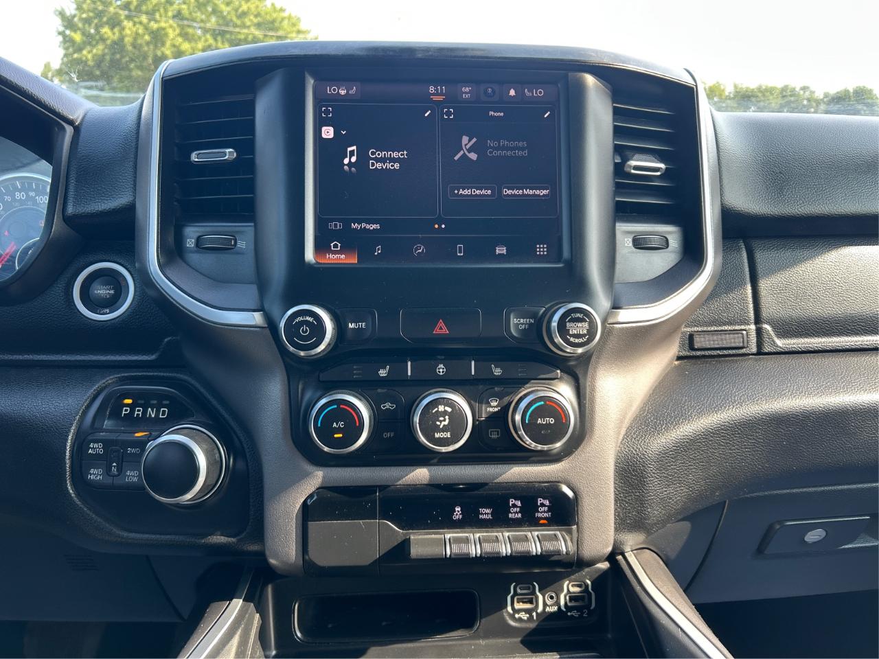 RAM 1500 Big Horn Crew Cab SWB 4WD 2022