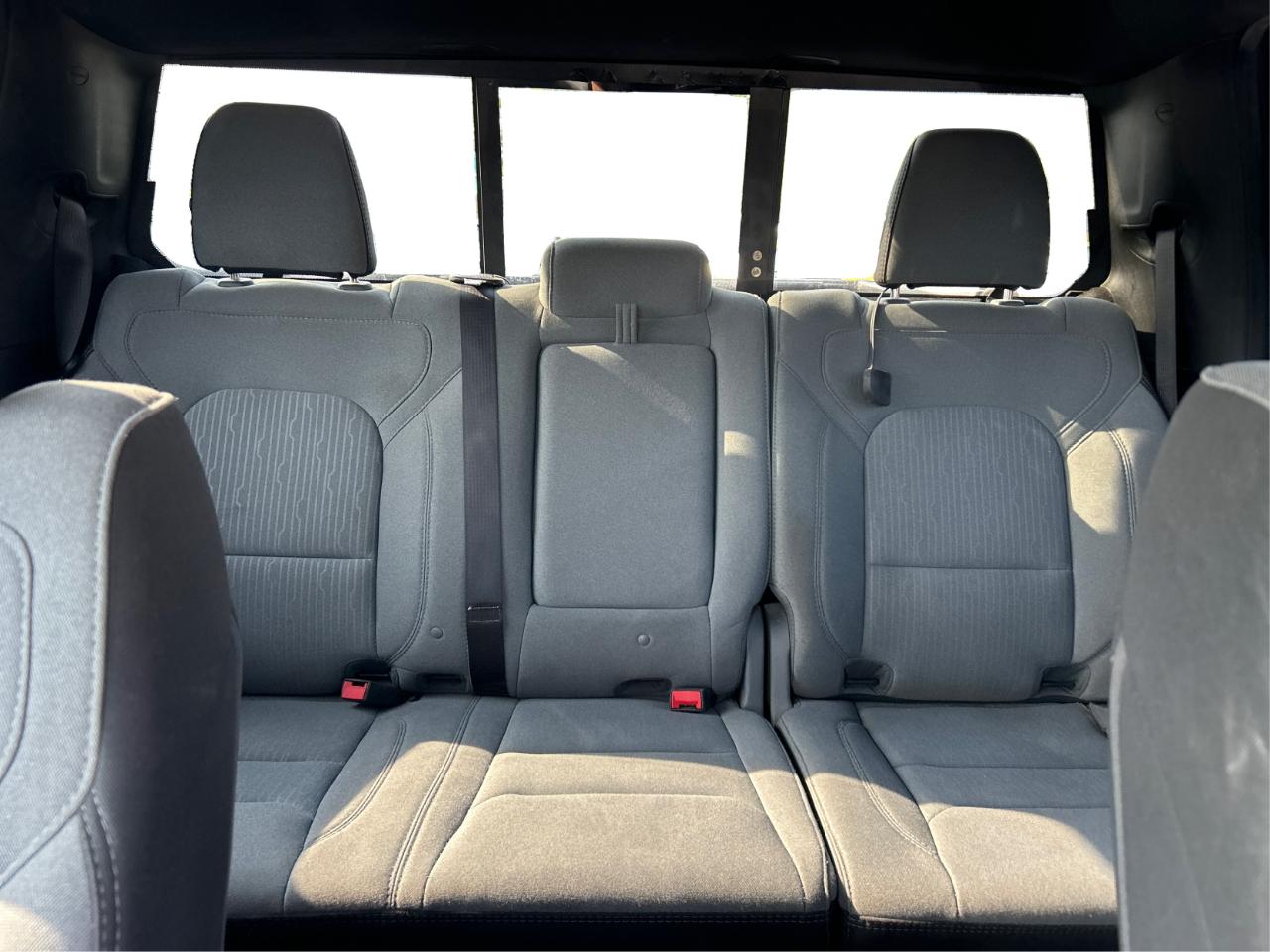 RAM 1500 Big Horn Crew Cab SWB 4WD 2022