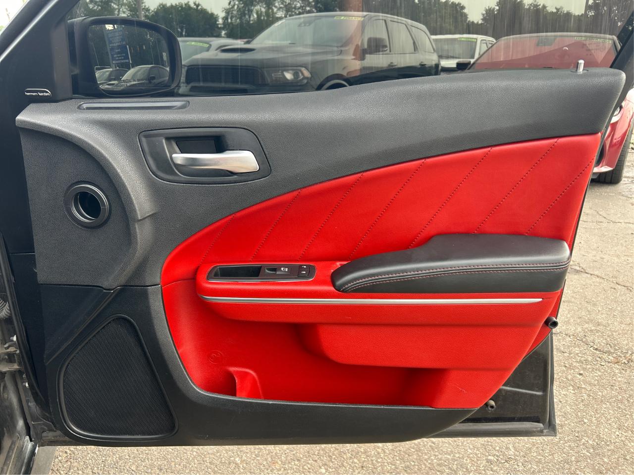 Dodge Charger SRT8 2013