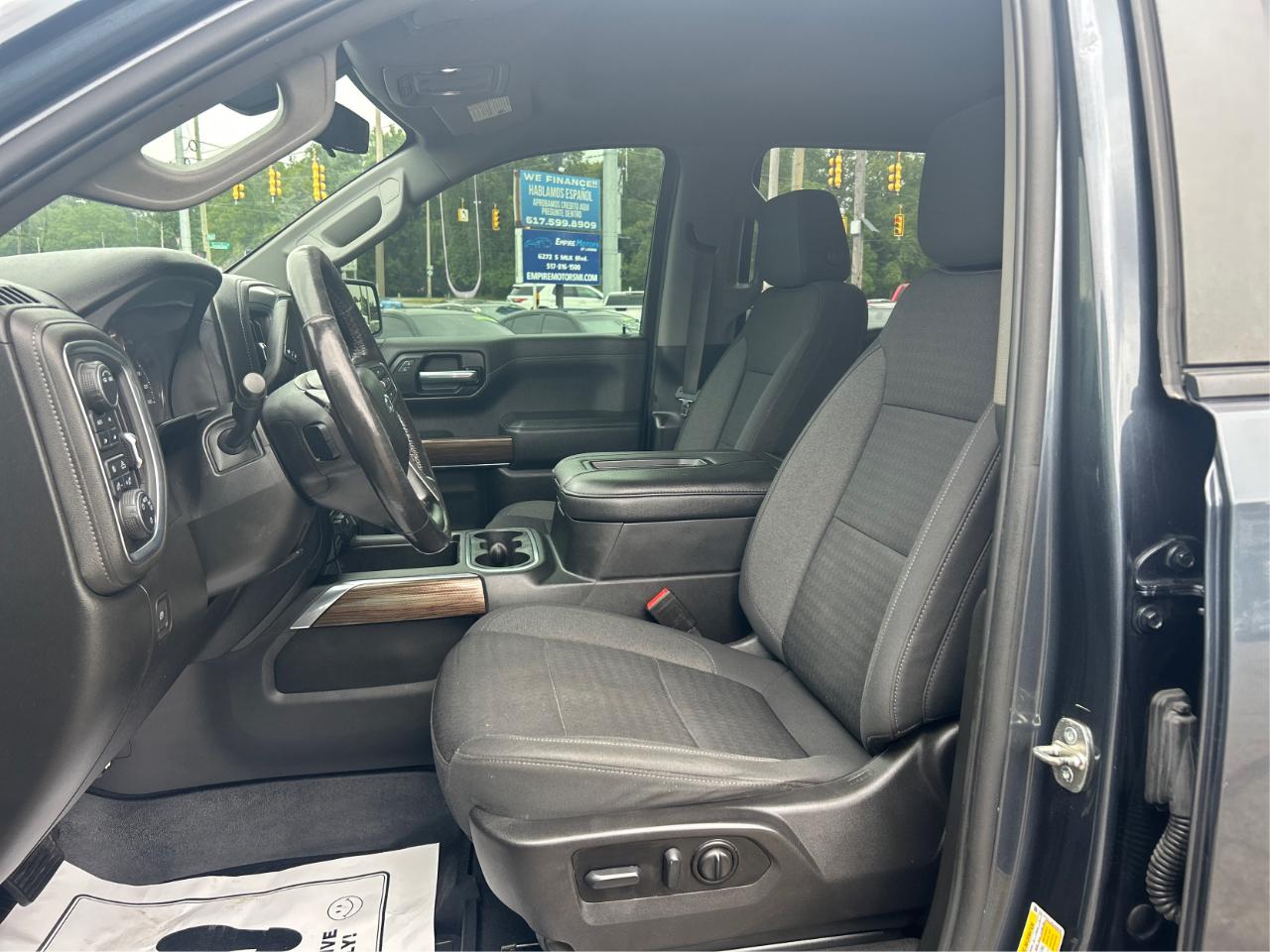 Chevrolet Silverado 1500 RST Crew Cab 4WD 2021