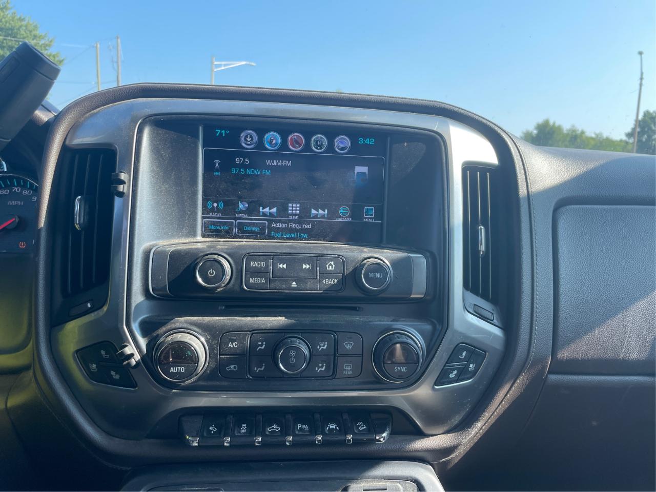 Chevrolet Silverado 1500 LTZ Crew Cab 4WD 2017