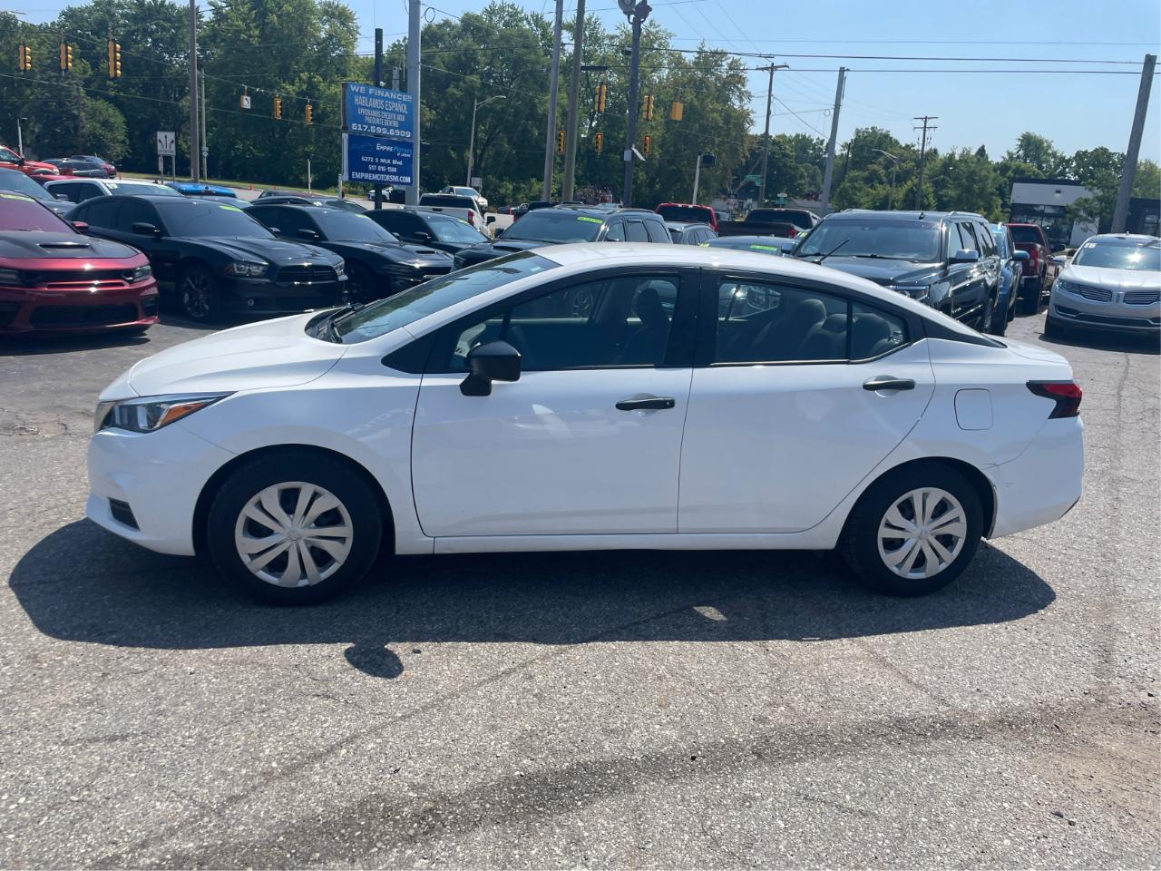 Nissan Versa S CVT 2021