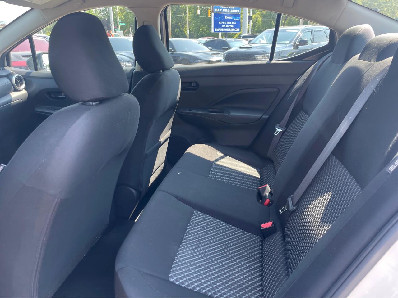 Nissan Versa S CVT 2021