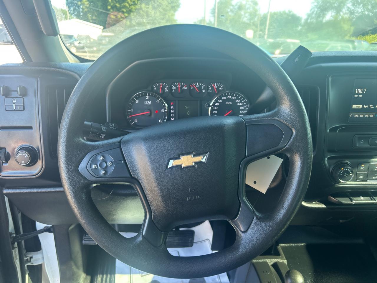 Chevrolet Silverado 2500HD Work Truck Crew Cab 4WD 2016
