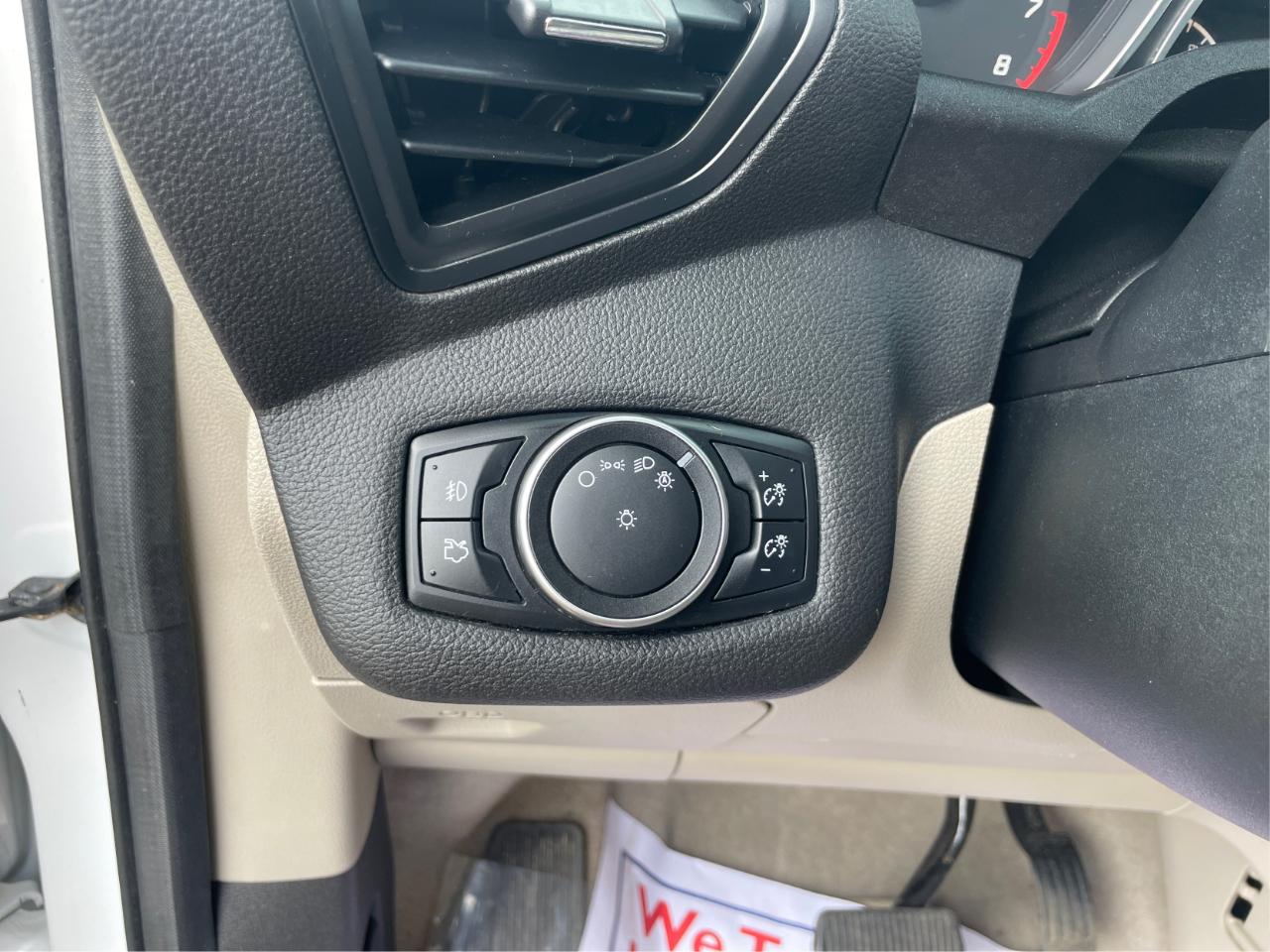 Ford Escape SE FWD 2016