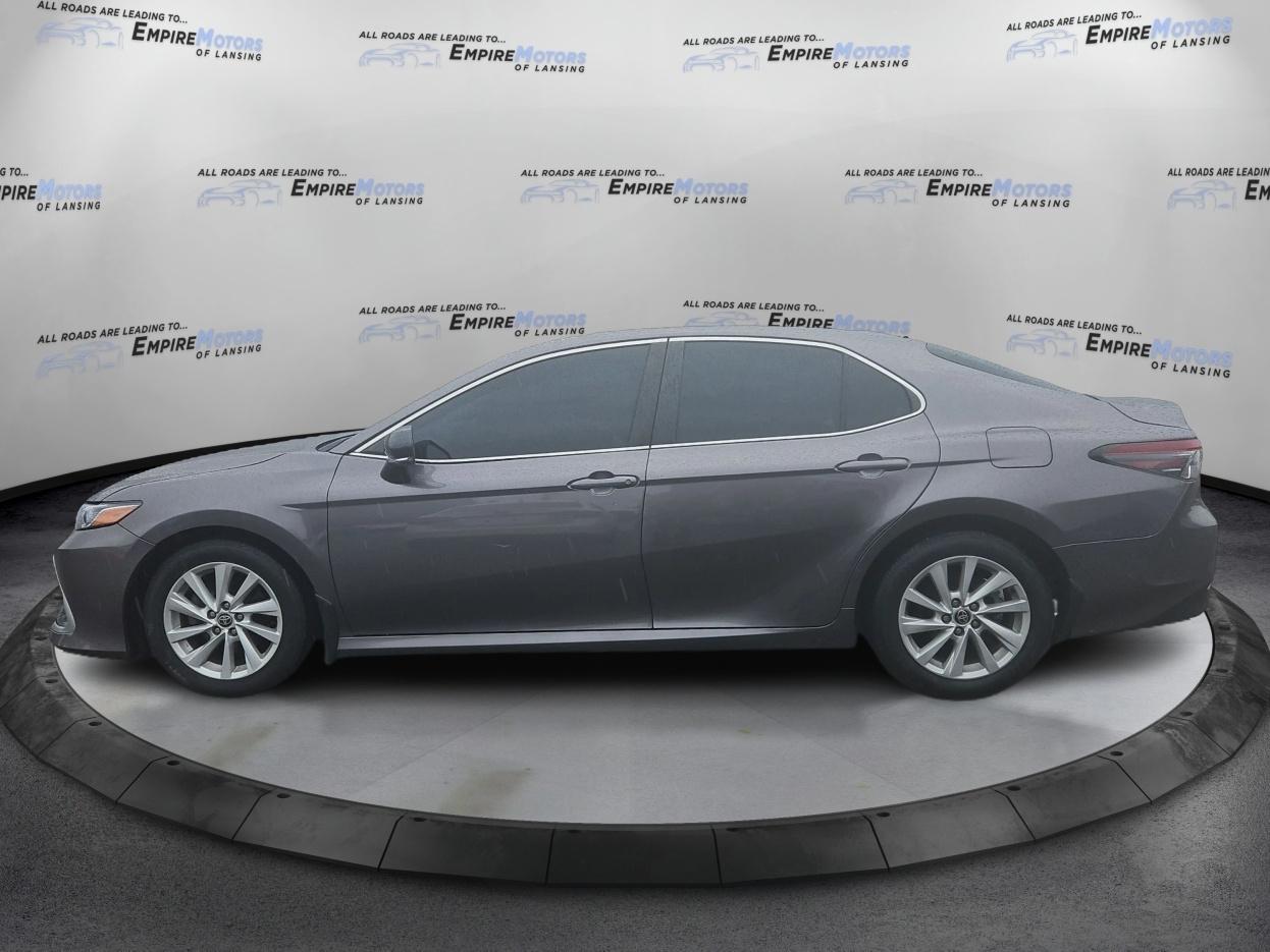 Toyota Camry LE 2022