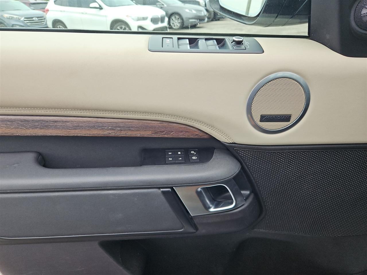 Land Rover Discovery HSE Td6 2017