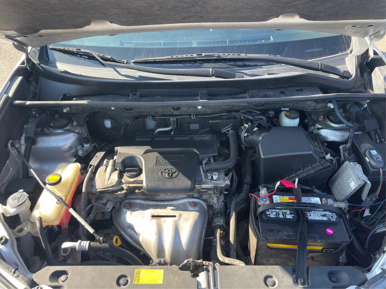 Toyota RAV4 XLE AWD 2013