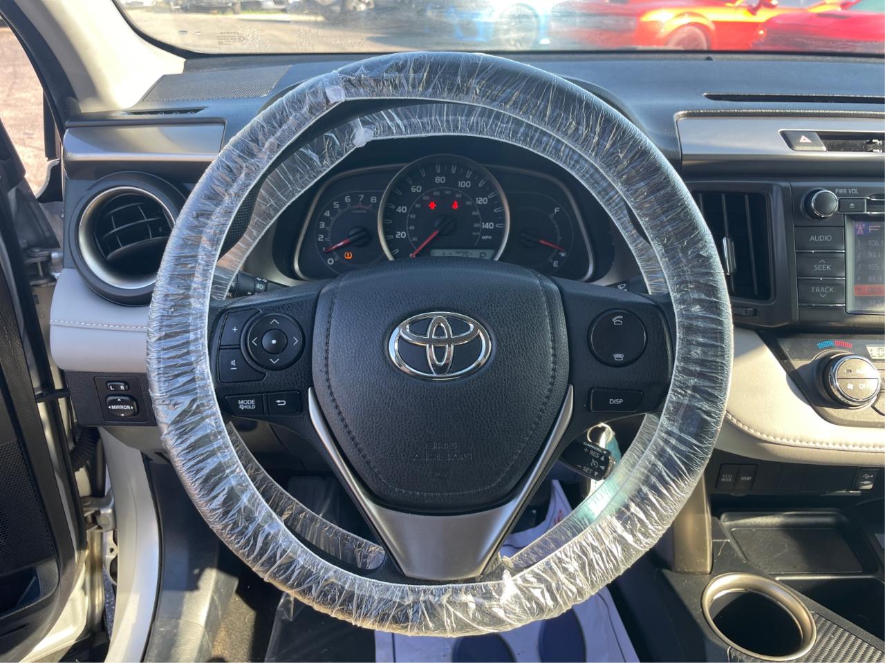 Toyota RAV4 XLE AWD 2013