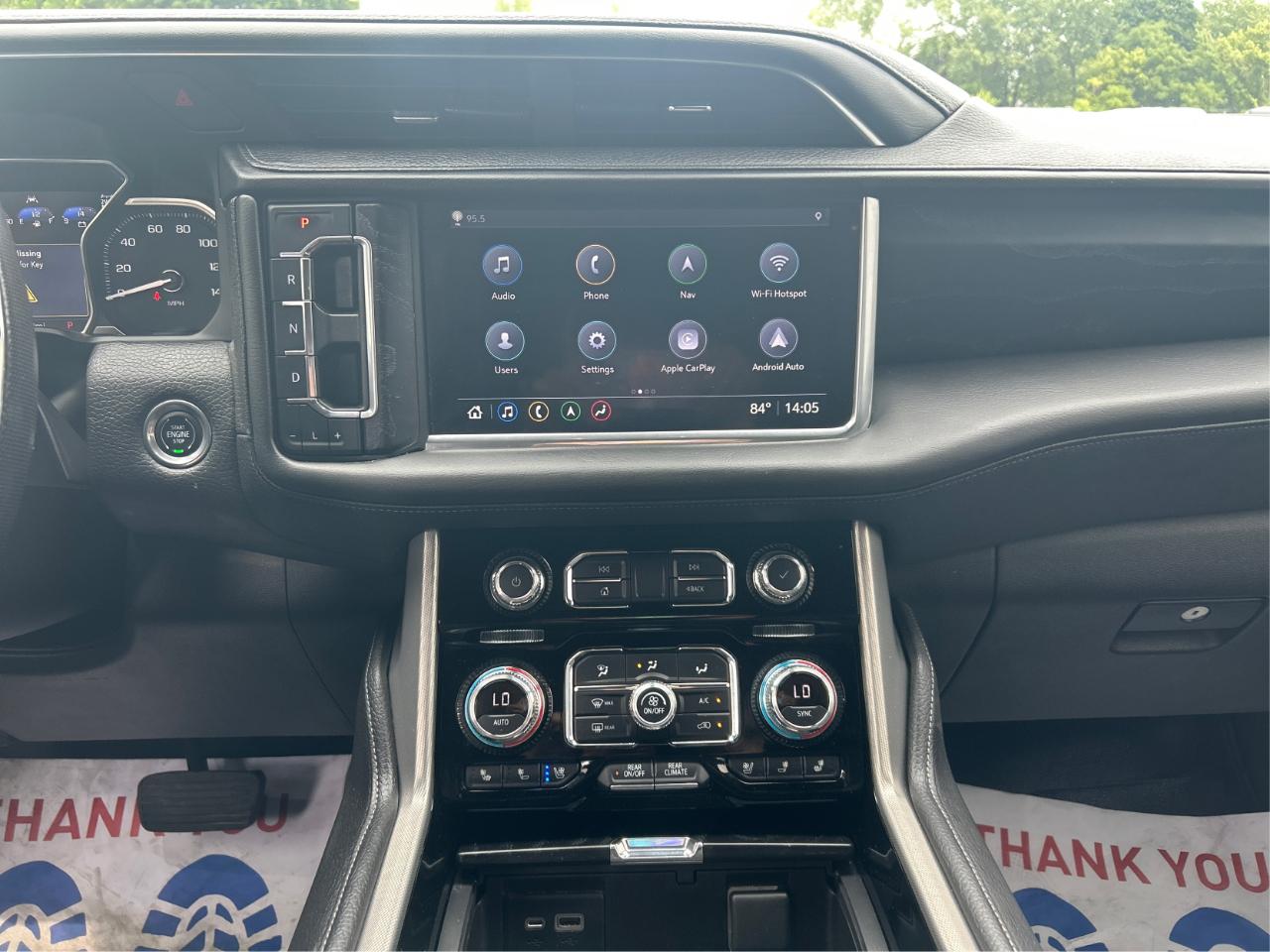 GMC Yukon Denali 4WD 2021