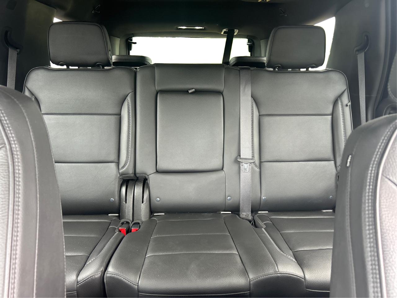GMC Yukon Denali 4WD 2021