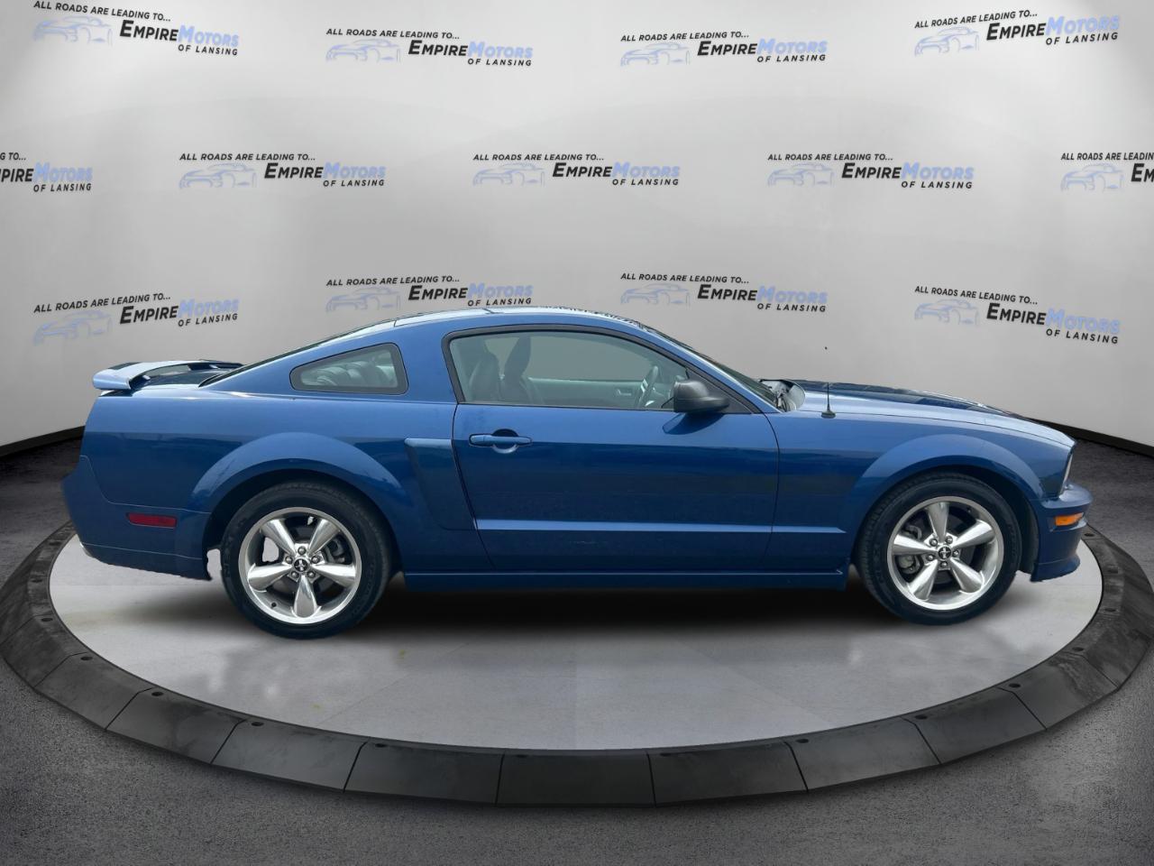 Ford Mustang GT Deluxe Coupe 2008