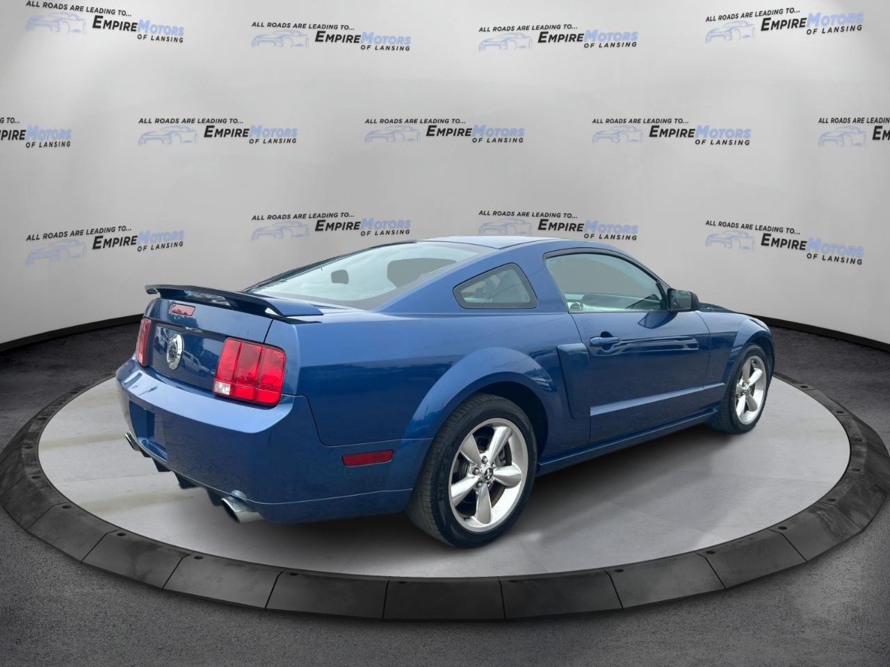 Ford Mustang GT Deluxe Coupe 2008